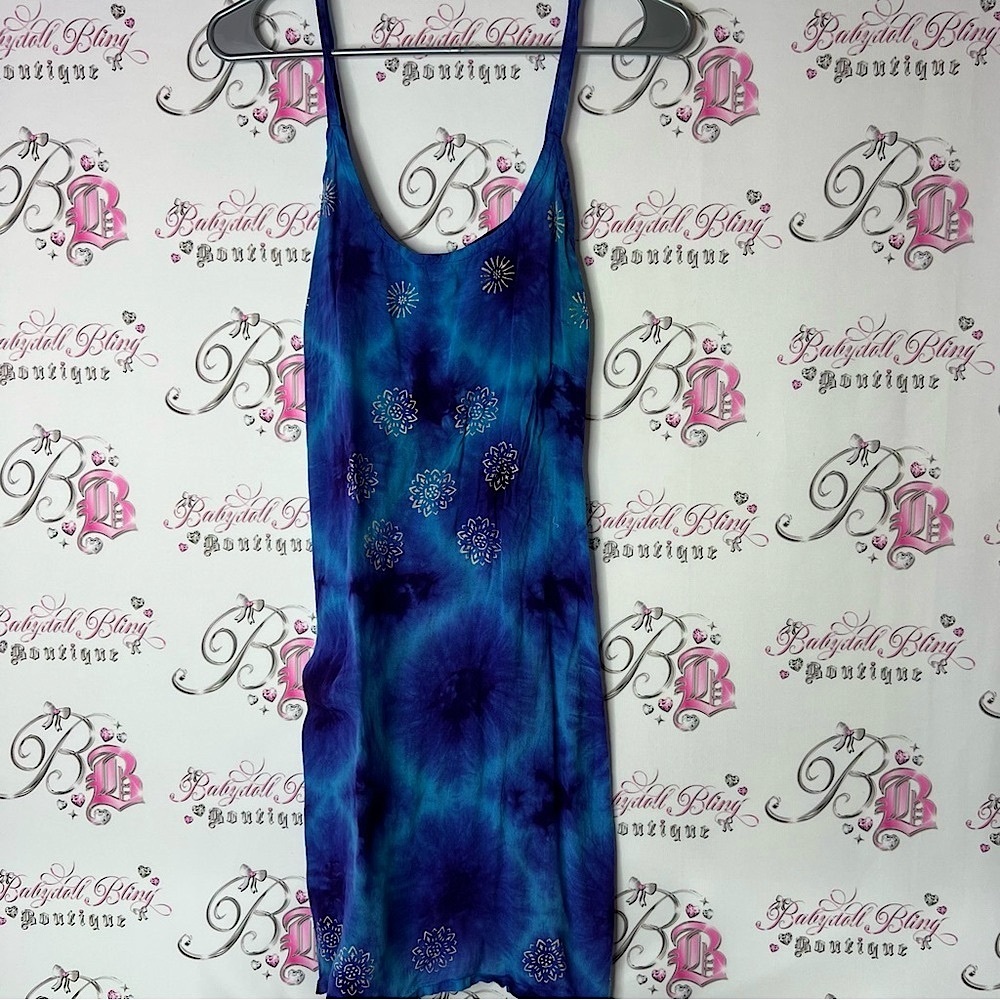 Dress flowy tie up belt back sun ☀️ details boho Blue and Purple Tie-Dye Dress